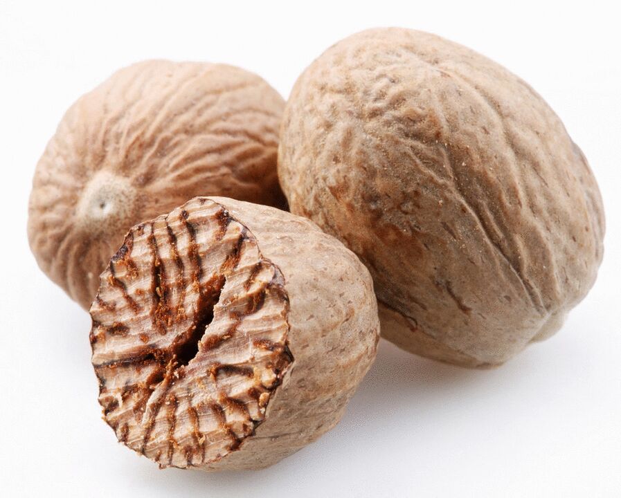 Muskatnuss ist ein starkes Stimulans, das die männliche Potenz perfekt steigert.